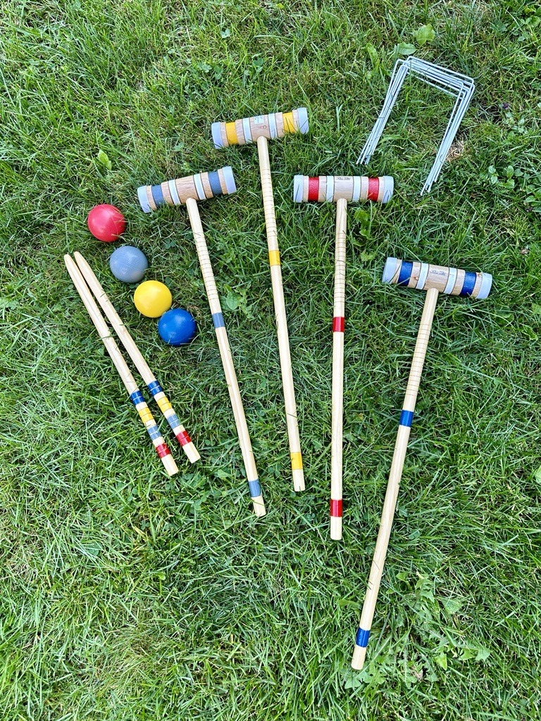Croquet set including 4 mallets, 4 balls, and metal wickets